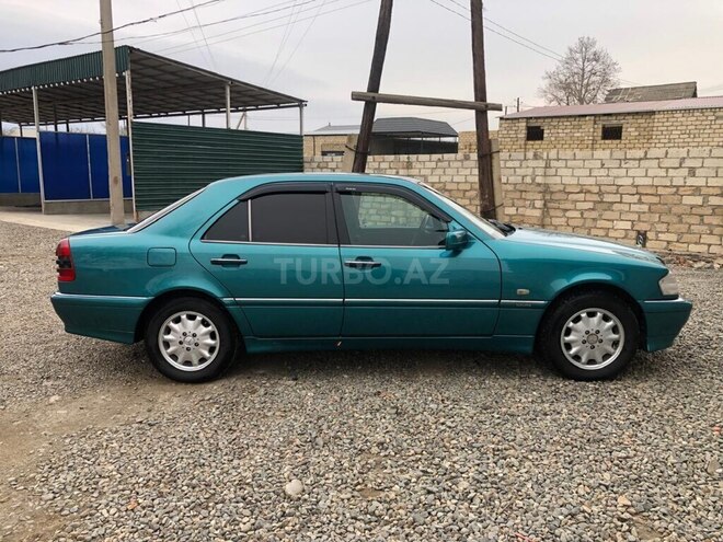 Mercedes C 180 1999, 330,000 km - 1.8 l - Gəncə