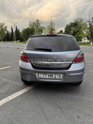 Opel Astra 2009, 206,000 km - 1.4 l - Zaqatala
