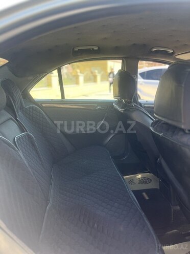 Mercedes C 220 d 2004, 360,000 km - 2.2 л - Bakı