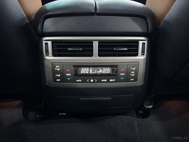 Lexus LX 570-17