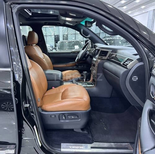 Lexus LX 570-12