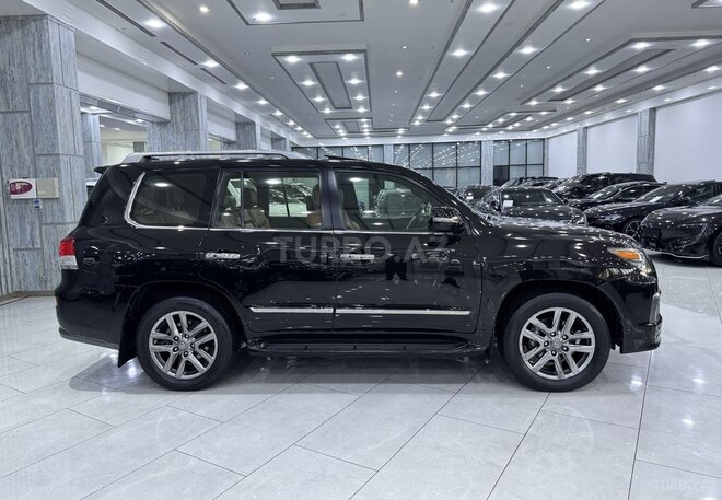 Lexus LX 570-4