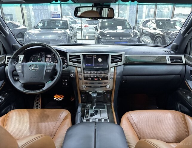 Lexus LX 570-8
