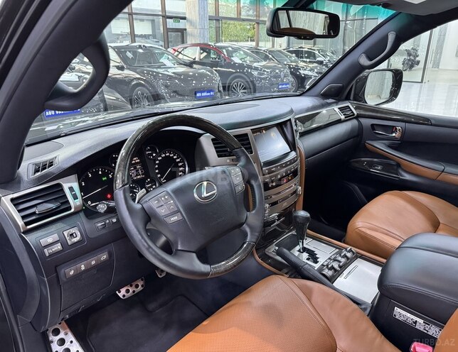 Lexus LX 570-9