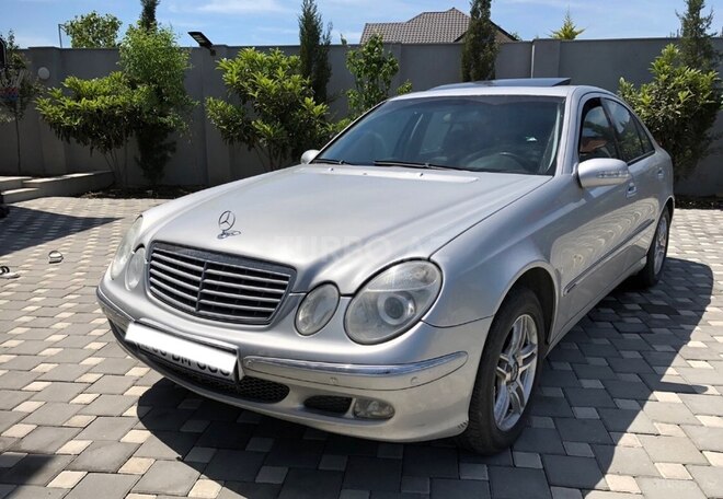 Mercedes E 240 2003, 355,429 km - 2.4 l - Bakı