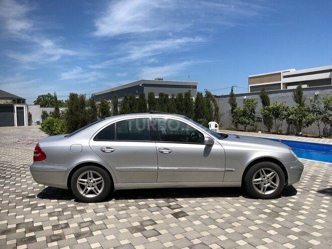 Mercedes E 240 2003, 355,429 km - 2.4 l - Bakı