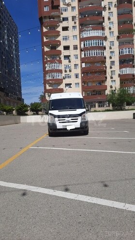 Ford Transit-1