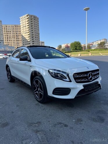 Mercedes GLA 200 2017, 83,000 km - 1.6 l - Bakı