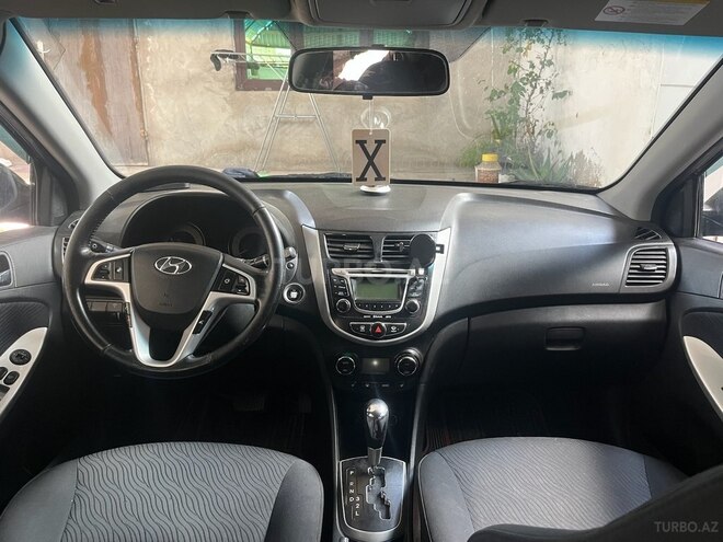 Hyundai Accent 2011, 176,545 km - 1.6 l - Bakı
