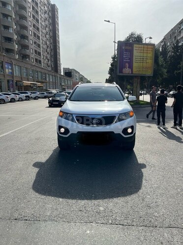 Kia Sorento 2011, 235,500 km - 2.0 l - Bakı