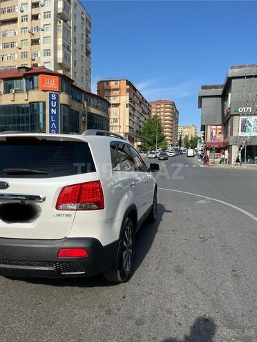 Kia Sorento 2011, 235,500 km - 2.0 l - Bakı