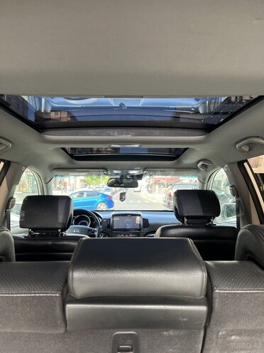 Kia Sorento 2011, 235,500 km - 2.0 l - Bakı