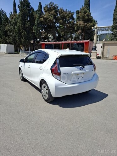 Toyota Aqua 2017, 64,000 km - 1.5 l - Bakı