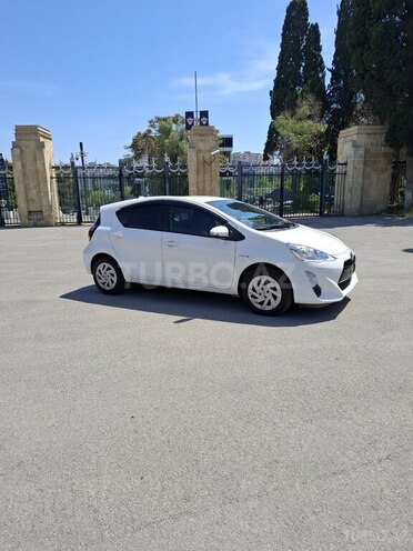 Toyota Aqua 2017, 64,000 km - 1.5 l - Bakı