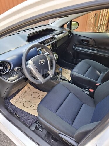 Toyota Aqua 2017, 64,000 km - 1.5 l - Bakı