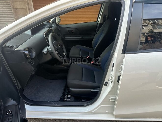 Toyota Aqua 2018, 110,000 km - 1.5 l - Bakı