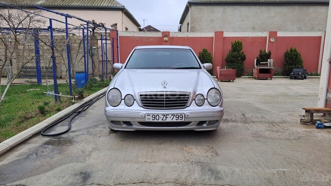 Mercedes E 200 1999, 488,000 km - 2.0 l - Quba