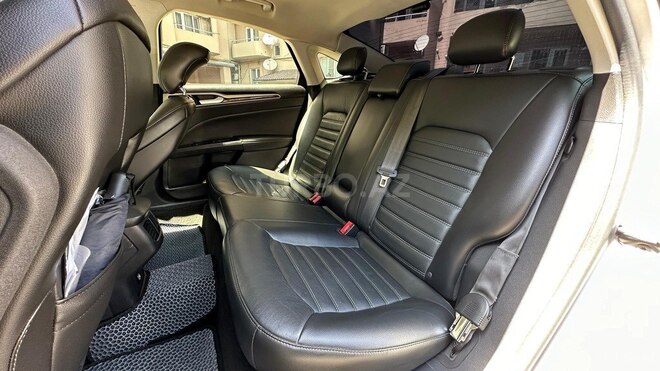 Ford Fusion (North America) 2013, 248,000 km - 1.5 л - Sumqayıt