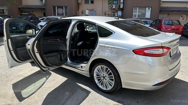 Ford Fusion (North America) 2013, 248,000 km - 1.5 л - Sumqayıt