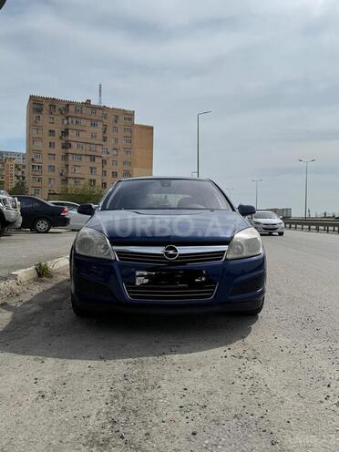 Opel Astra 2007, 244,000 km - 1.4 л - Bakı
