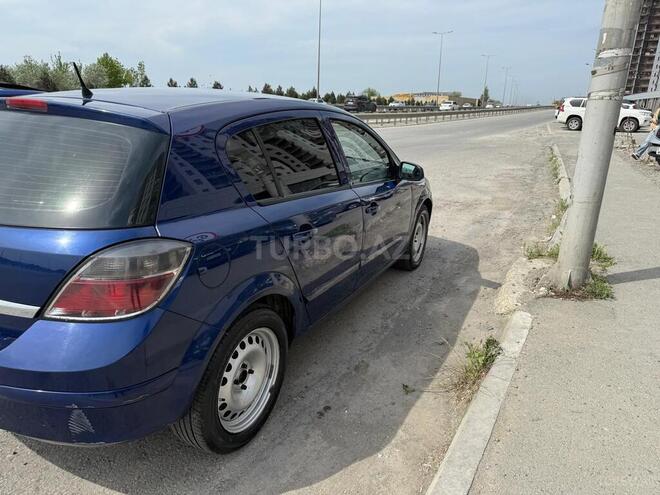Opel Astra 2007, 244,000 km - 1.4 л - Bakı