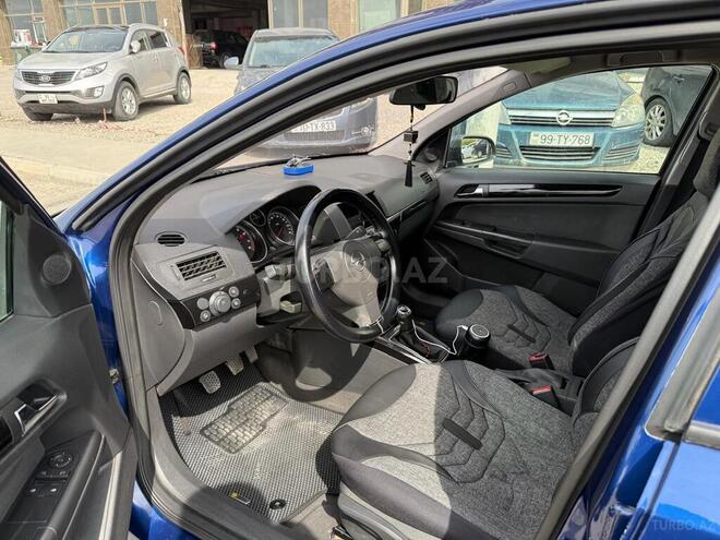 Opel Astra 2007, 244,000 km - 1.4 л - Bakı