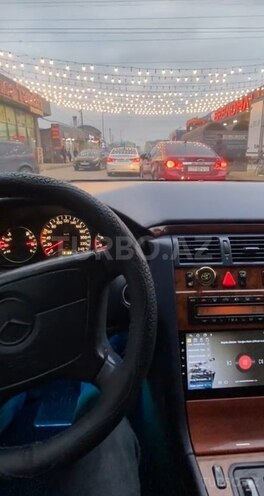 Mercedes E 230 1995, 550,000 km - 2.3 l - Bakı