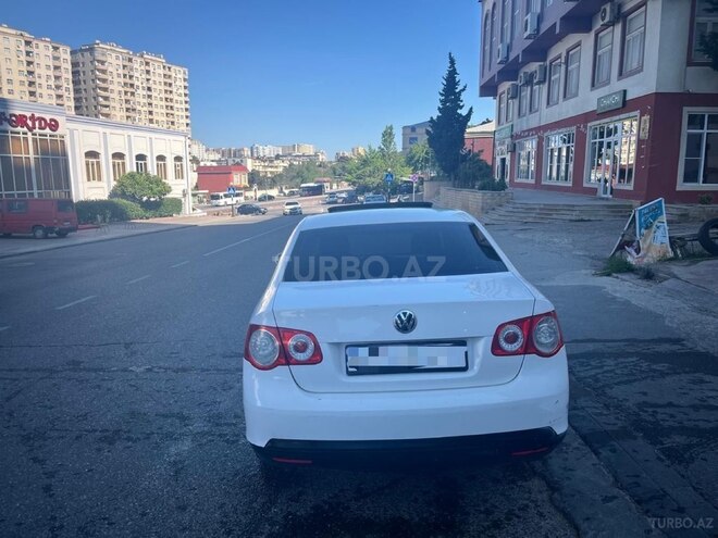 Volkswagen Jetta 2009, 380,000 km - 1.6 л - Bakı