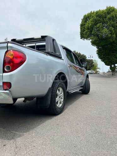 Mitsubishi L200 2014, 216,000 km - 2.5 l - Bakı