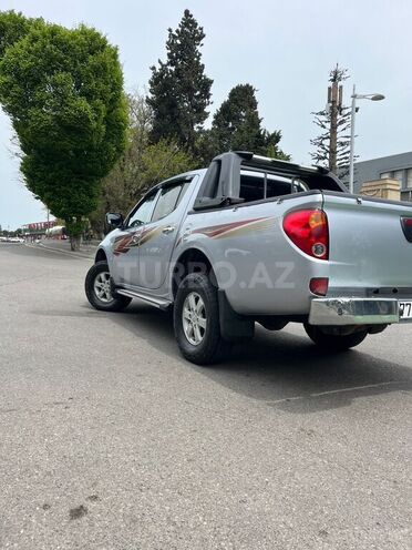 Mitsubishi L200 2014, 216,000 km - 2.5 l - Bakı