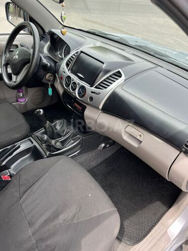 Mitsubishi L200 2014, 216,000 km - 2.5 l - Bakı