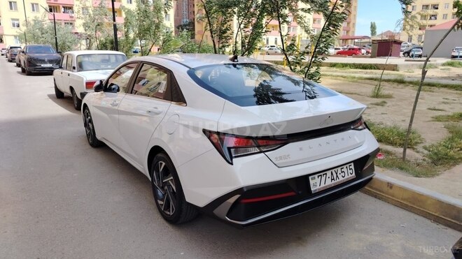 Hyundai Elantra 2024, 11,500 km - 1.6 л - Bakı