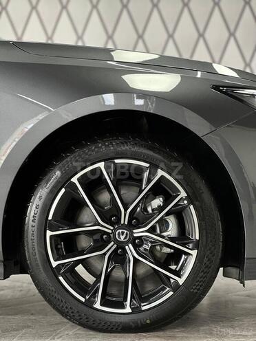 Changan Uni-V iDD-18