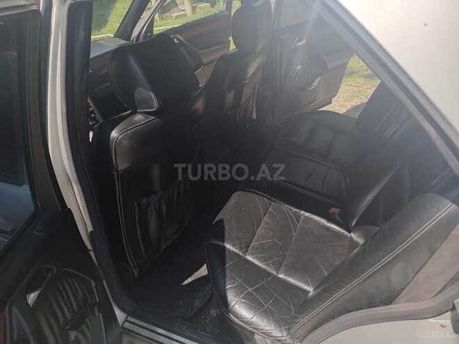 Mercedes E 250 1992, 650,000 km - 2.5 l - Astara