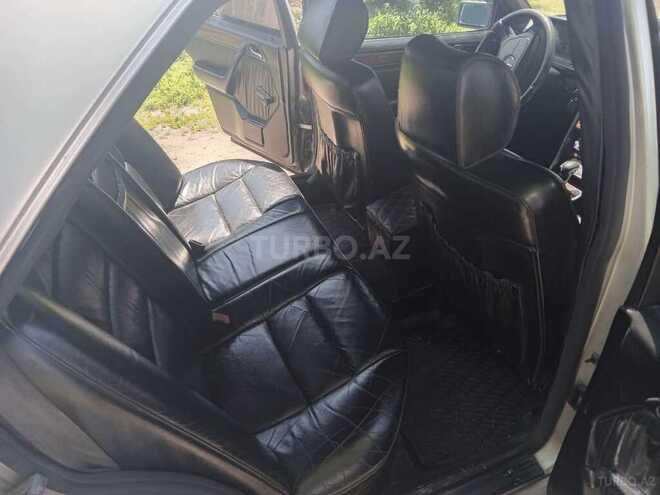 Mercedes E 250 1992, 650,000 km - 2.5 l - Astara