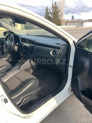 Toyota Auris 2016, 170,000 km - 1.8 l - Bakı