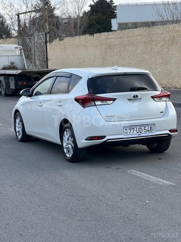 Toyota Auris 2016, 170,000 km - 1.8 l - Bakı