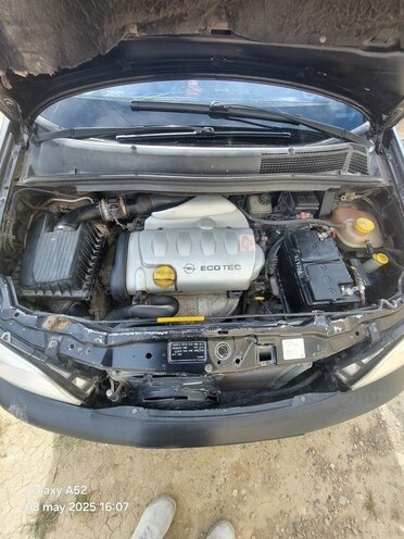 Opel Zafira 2002, 303,750 km - 1.8 l - Sumqayıt