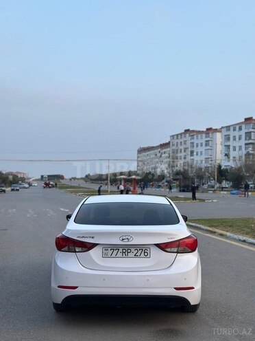 Hyundai Avante 2015, 190,000 km - 1.6 л - Bakı