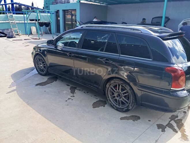 Toyota Avensis 2005, 412,785 km - 2.0 l - Gəncə
