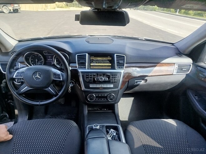 Mercedes ML 350 4MATIC 2012, 210,000 km - 3.5 l - Qusar