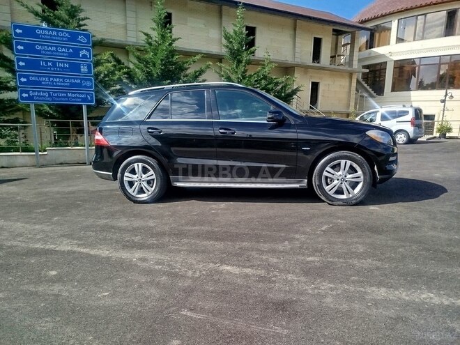 Mercedes ML 350 4MATIC 2012, 210,000 km - 3.5 l - Qusar