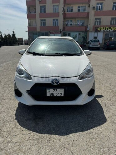 Toyota Prius C 2016, 234,000 km - 1.5 l - Bakı