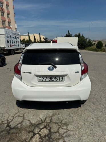Toyota Prius C 2016, 234,000 km - 1.5 l - Bakı