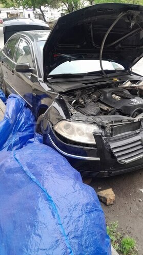 Volkswagen Passat 2001, 313,000 km - 2.8 l - İsmayıllı
