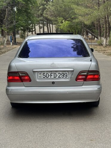 Mercedes E 270 2001, 291,770 km - 2.7 l - Sumqayıt
