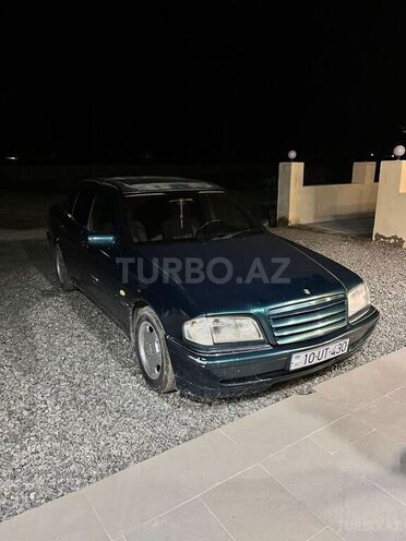 Mercedes C 280 1995, 370,000 km - 2.8 l - Qobustan