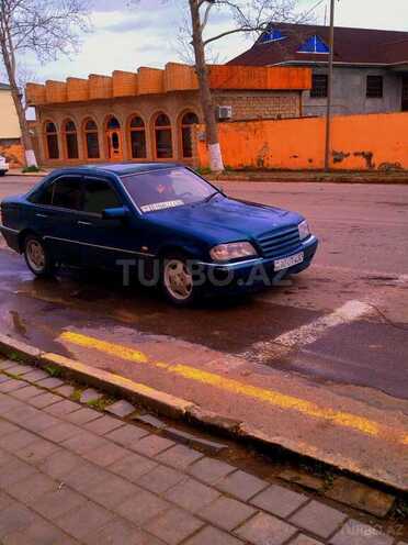 Mercedes C 280 1995, 370,000 km - 2.8 l - Qobustan