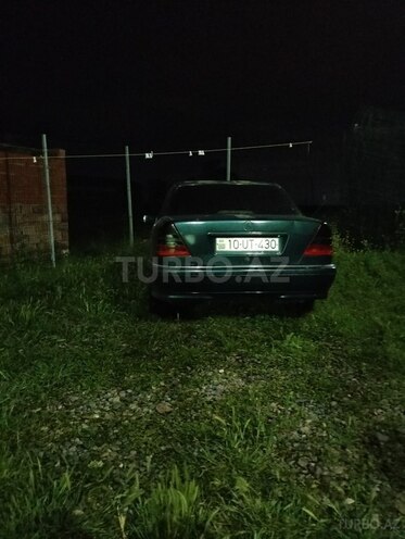 Mercedes C 280 1995, 370,000 km - 2.8 l - Qobustan