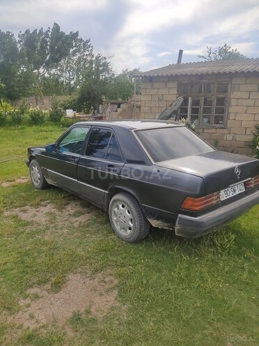 Mercedes 190 1991, 722,000 km - 2.0 л - Sabirabad
